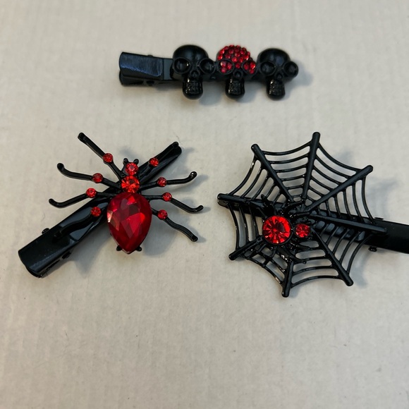 Skulls & Spider Hair Accessory Clip Black W/Red Rhinestones Emo Goth Set Of 3 - Picture 3 of 7
